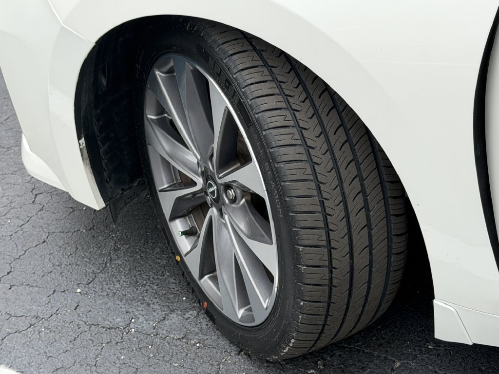 Certified 2023 Nissan Maxima Platinum w/ Sport Mat Group FWD image 49