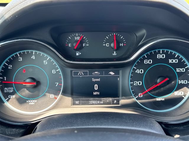 Used 2017 Chevrolet Cruze LT w/ Convenience Package FWD image 16