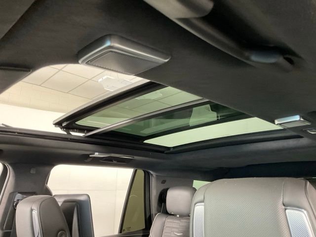 Certified 2024 Cadillac Escalade Sport Platinum w/ LPO, ONYX Package image 21