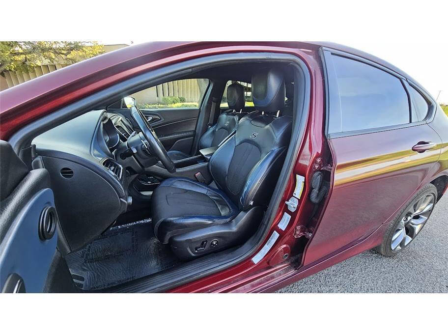 Used 2015 Chrysler 200 S w/ Navigation & Sound Group I image 10