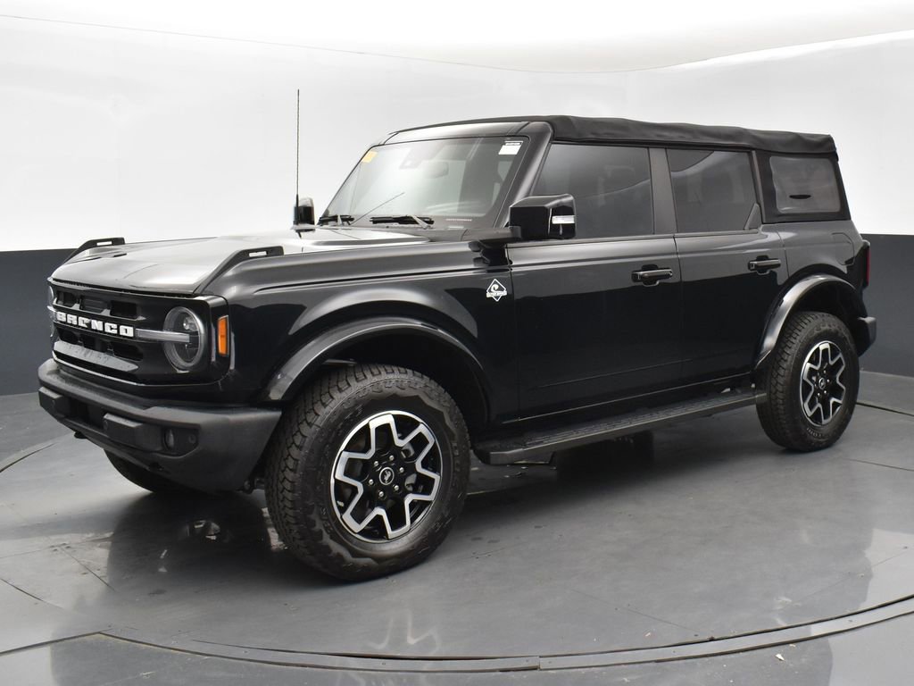 Used 2022 Ford Bronco Outer Banks image 1