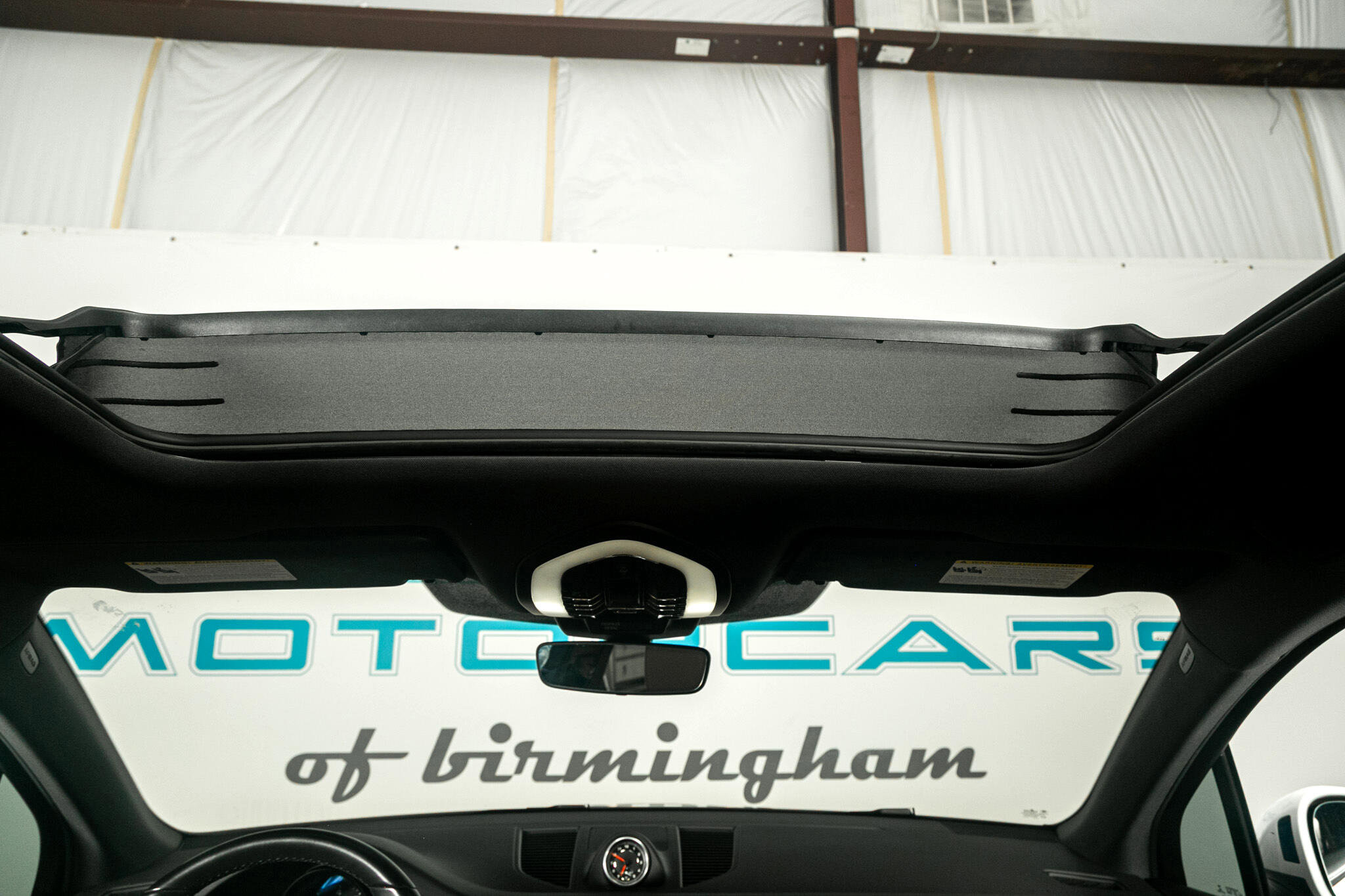 Used 2019 Porsche Macan w/ Premium Package Plus image 36