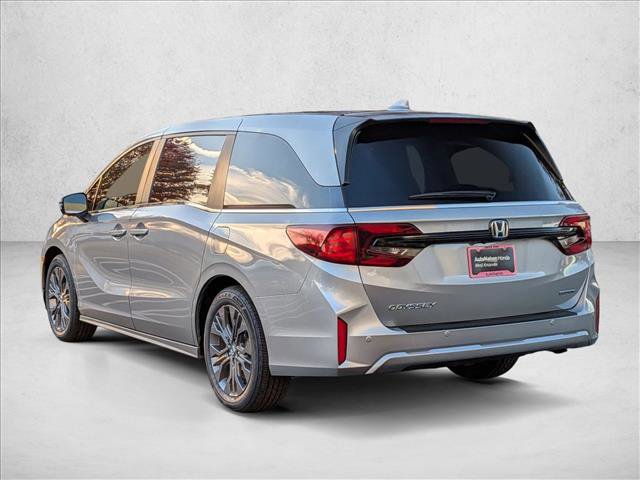 New 2026 Honda Odyssey Touring image 9