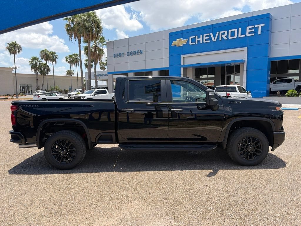 New 2026 Chevrolet Silverado 2500 Custom w/ Custom Value Package AWD/4WD image 3
