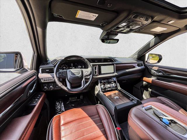 Used 2024 GMC Yukon XL Denali Ultimate AWD/4WD image 20
