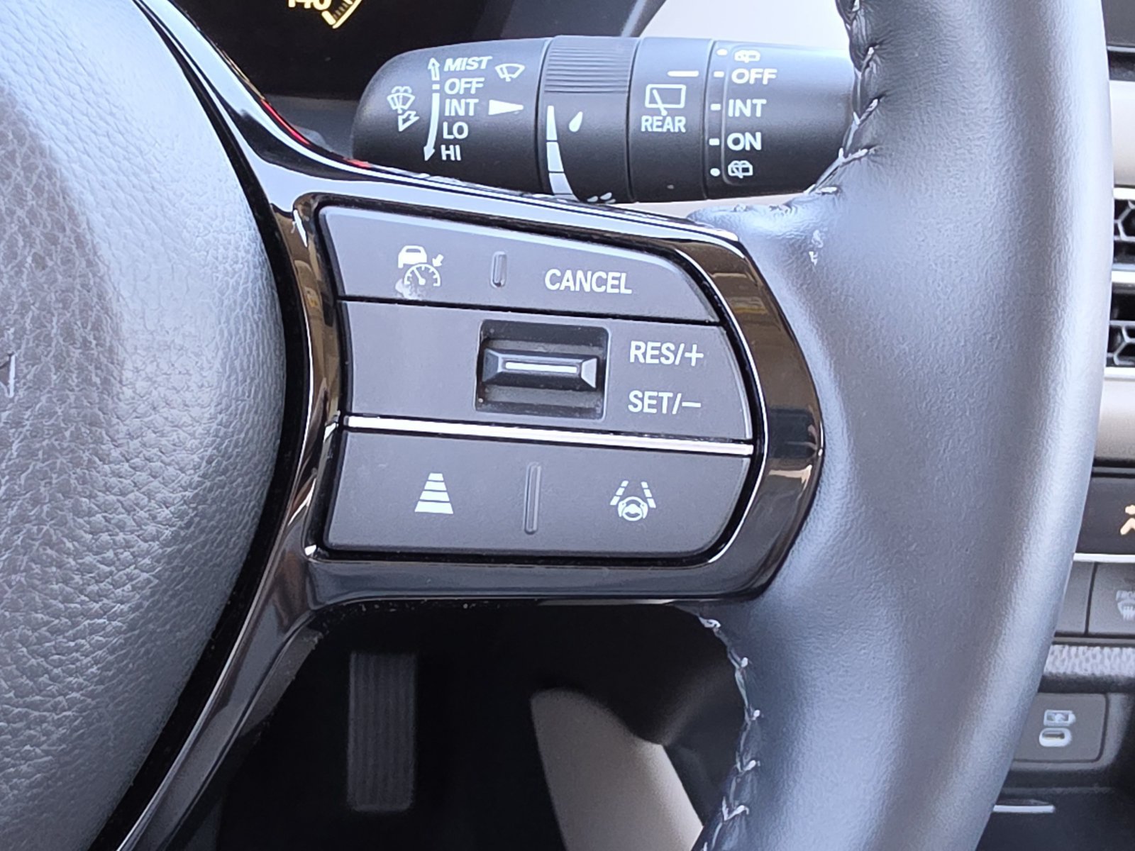 Used 2026 Honda HR-V EX-L image 19