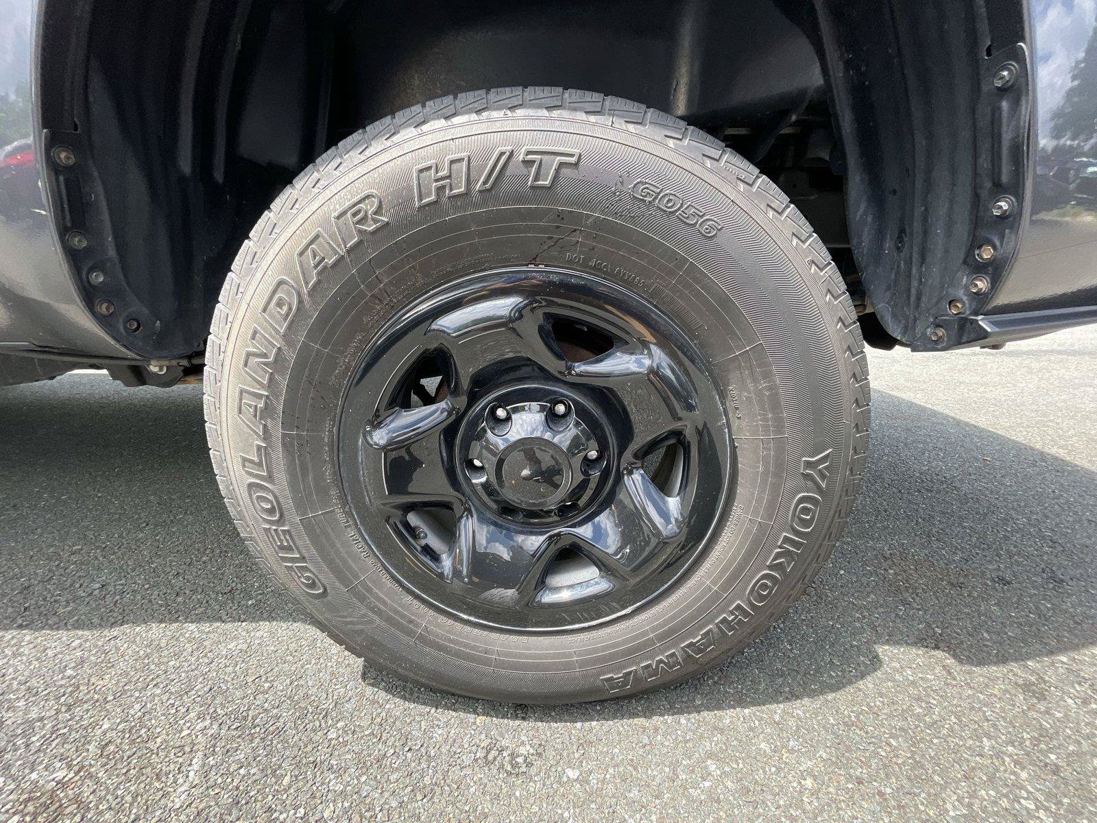 Used 2021 Toyota Tacoma SR AWD/4WD image 23