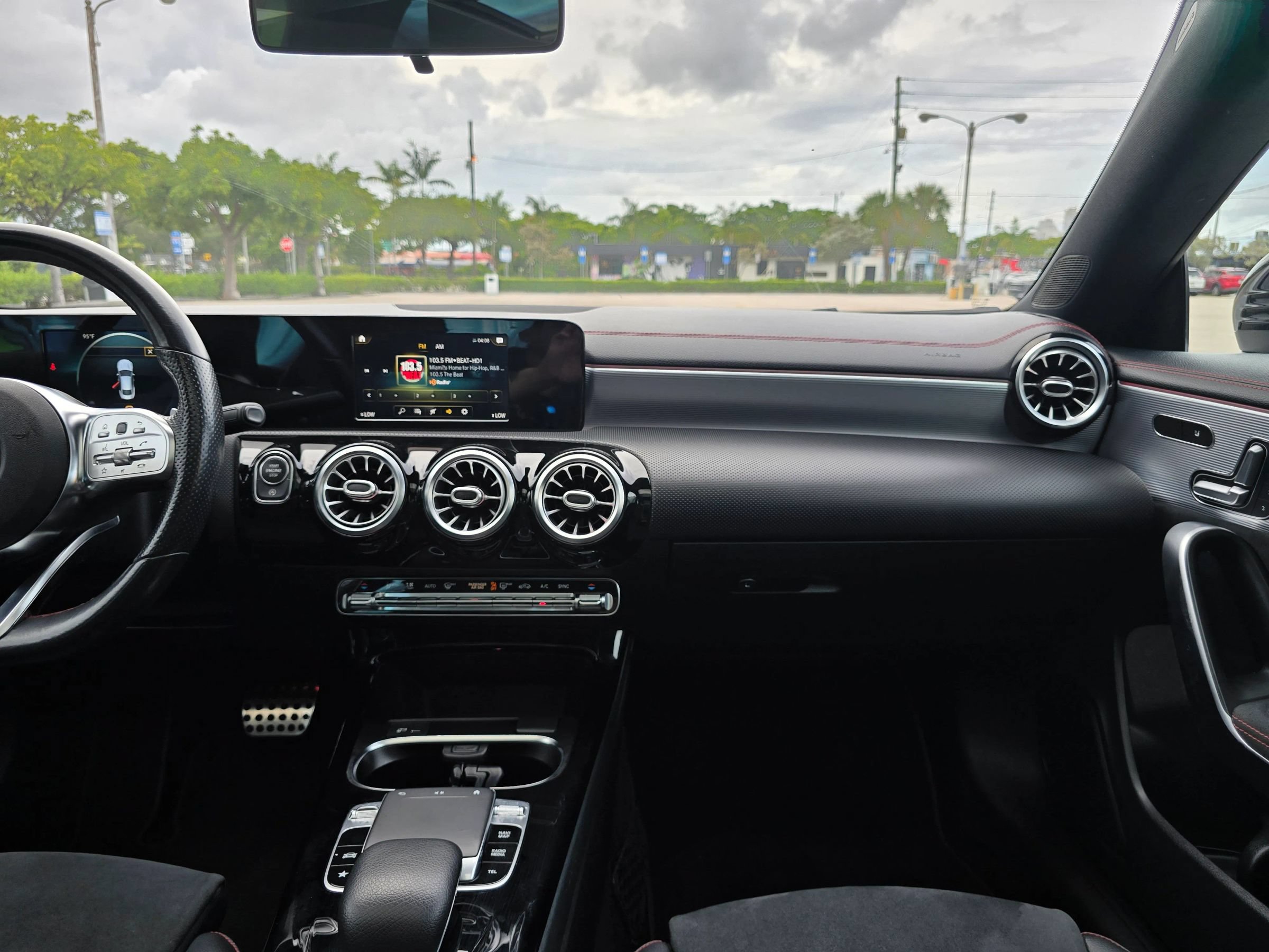 Used 2020 Mercedes-Benz CLA 250 image 36