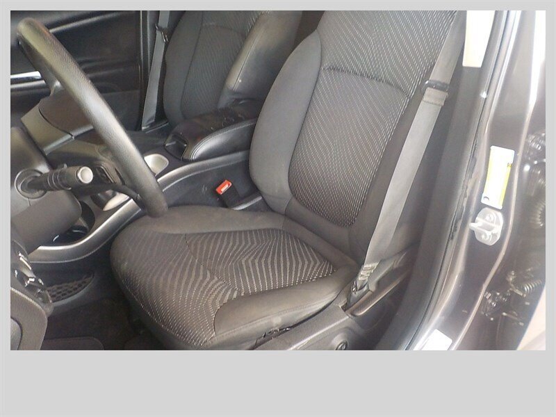 Used 2015 Dodge Journey SXT w/ Flexible Seating Group FWD image 2