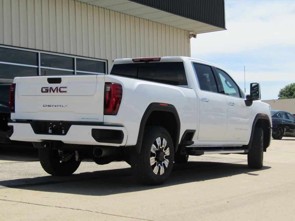 New 2026 GMC Sierra 3500 Denali w/ Technology Package AWD/4WD image 3