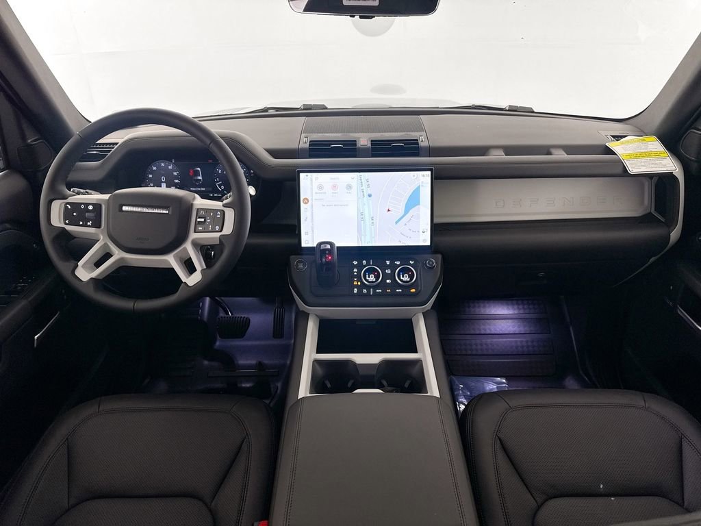 New 2026 Land Rover Defender 130 X-Dynamic SE image 22