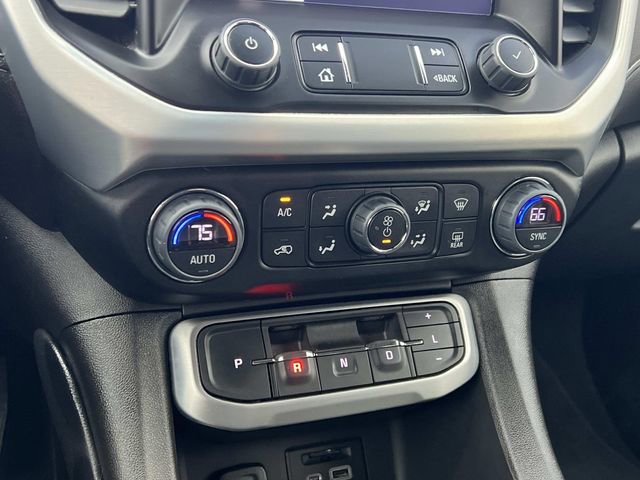 Used 2023 GMC Acadia SLT image 26