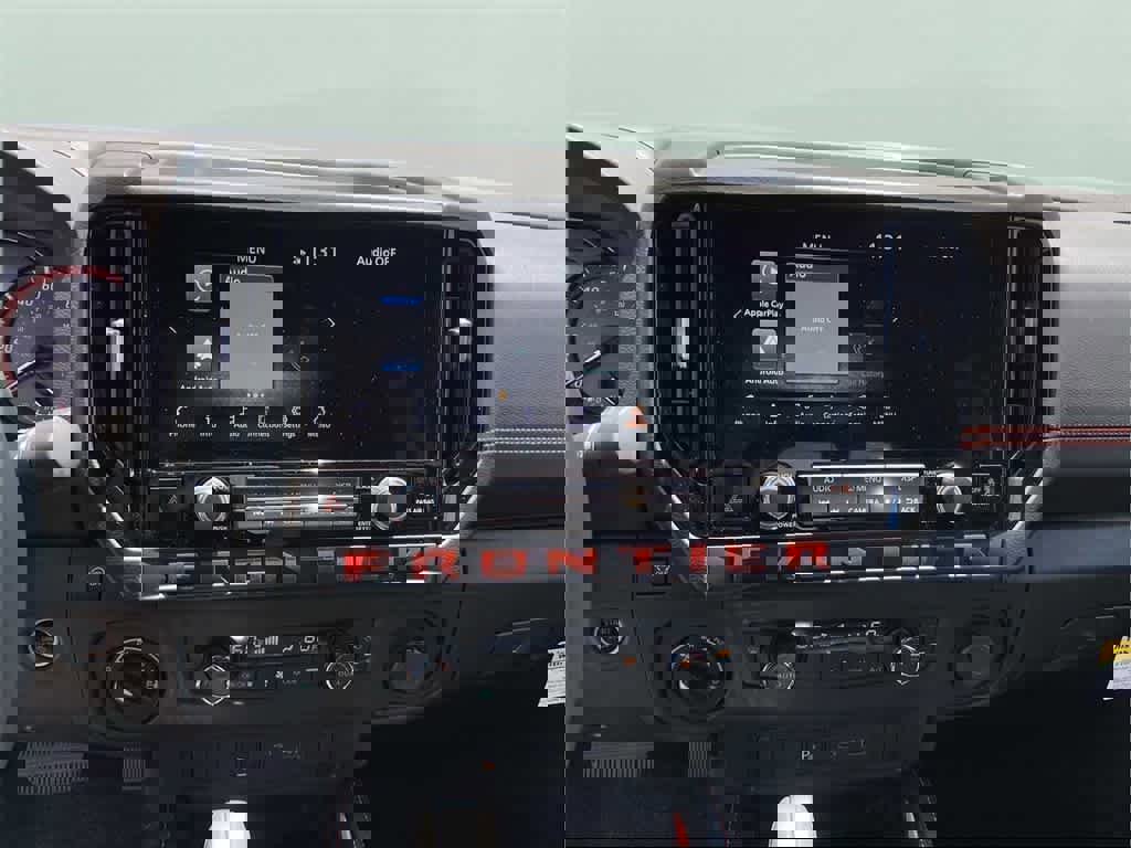 New 2025 Nissan Frontier PRO-4X image 16