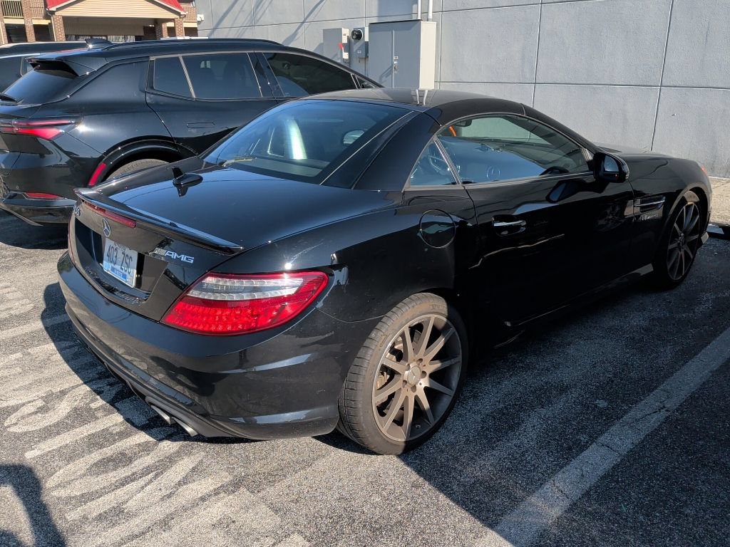 Used 2016 Mercedes-Benz SLK 55 AMG image 3