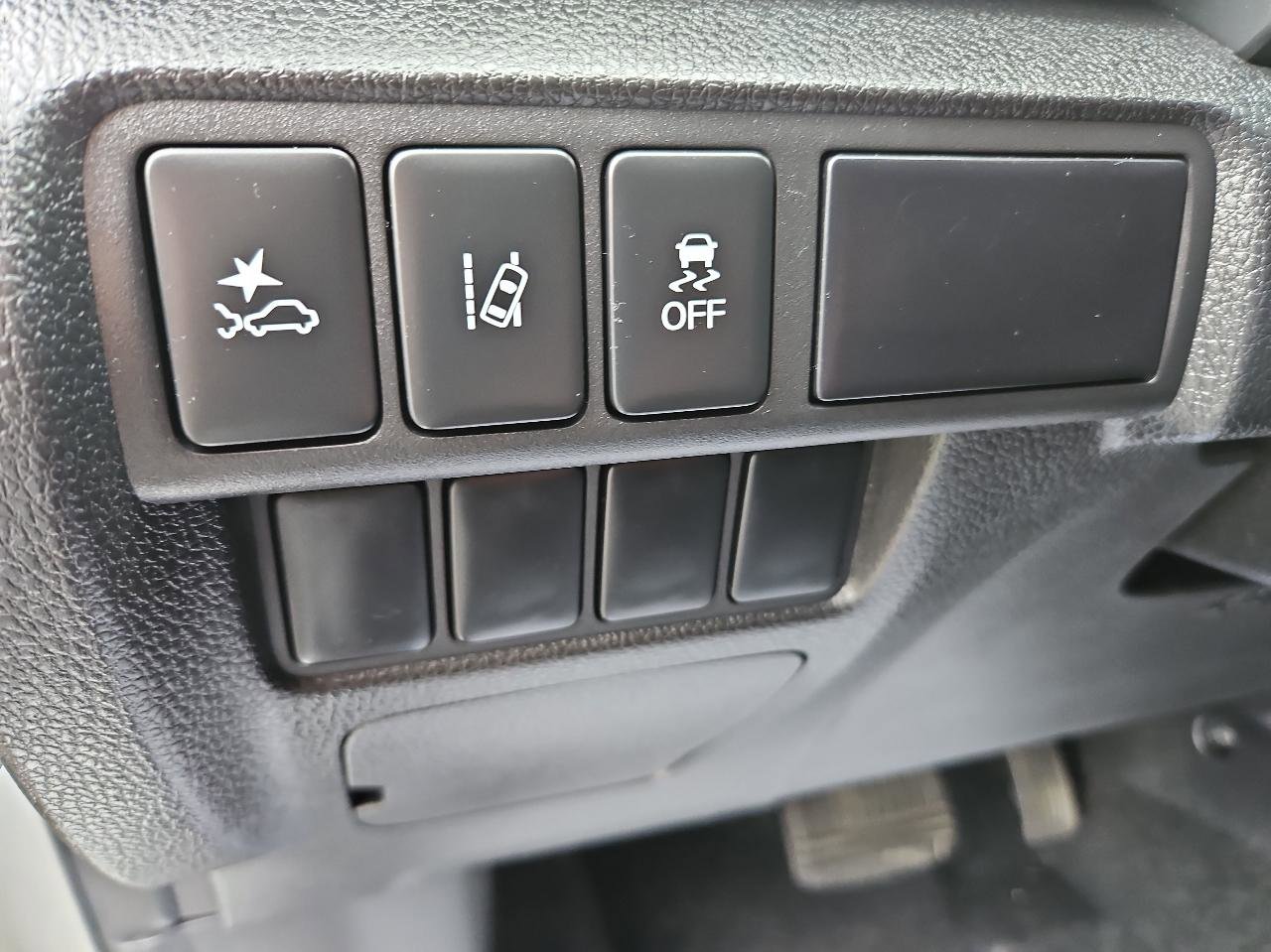 Used 2022 Mitsubishi Eclipse Cross ES image 24