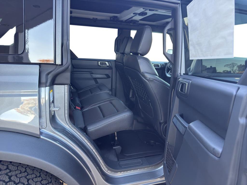 New 2025 Ford Bronco Badlands image 8