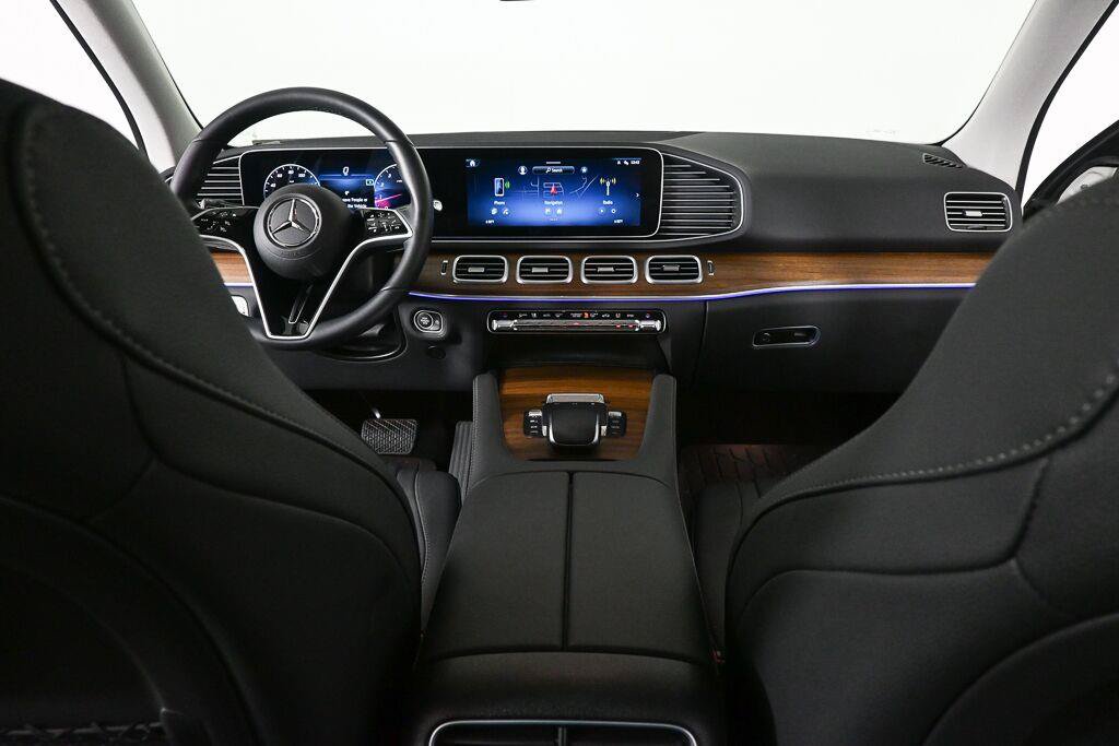 Certified 2025 Mercedes-Benz GLE 350 4MATIC image 17