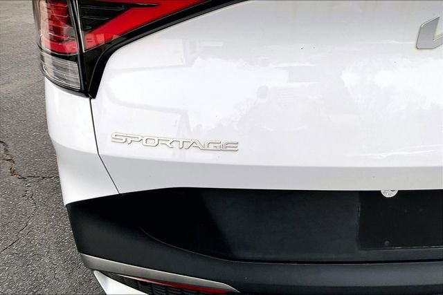 Used 2023 Kia Sportage EX image 23