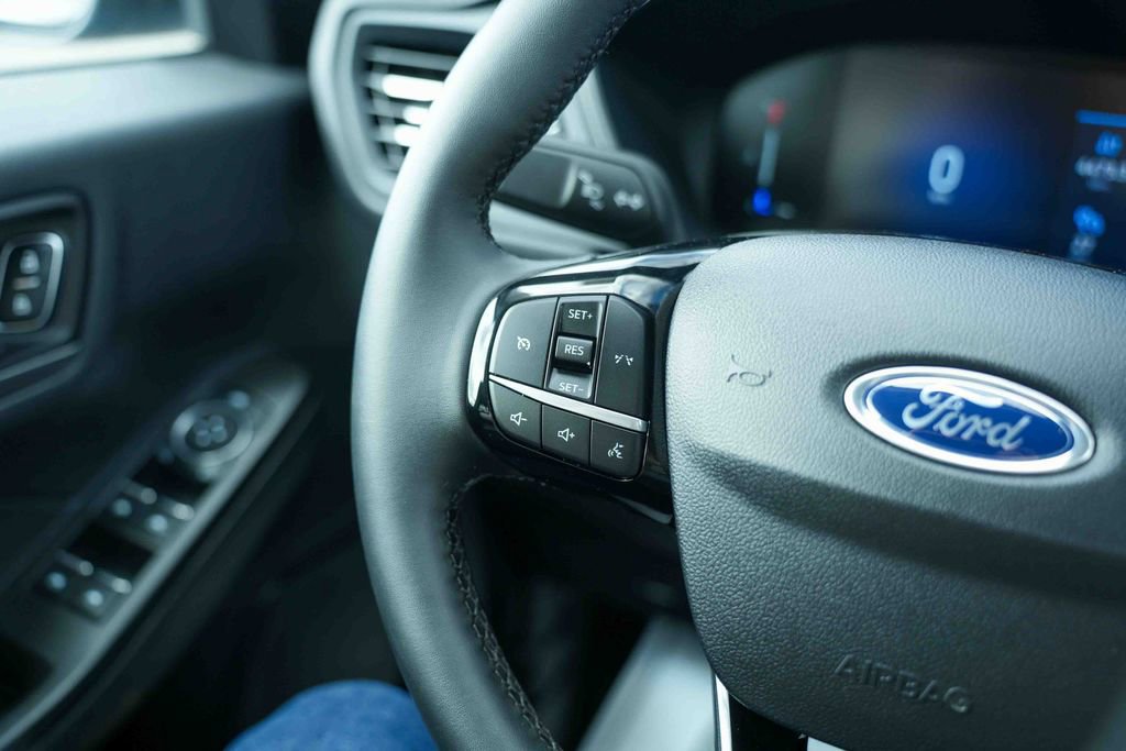 Used 2023 Ford Escape Active AWD/4WD image 29