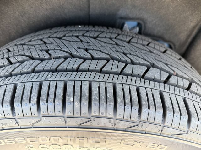 New 2026 Chevrolet Traverse LT w/ Sun and Wheel Package FWD image 40