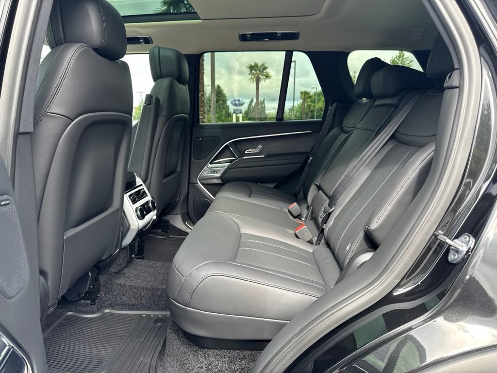 New 2026 Land Rover Range Rover SE AWD/4WD image 5