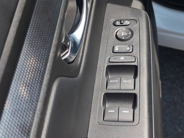 Used 2025 Honda CR-V EX image 16