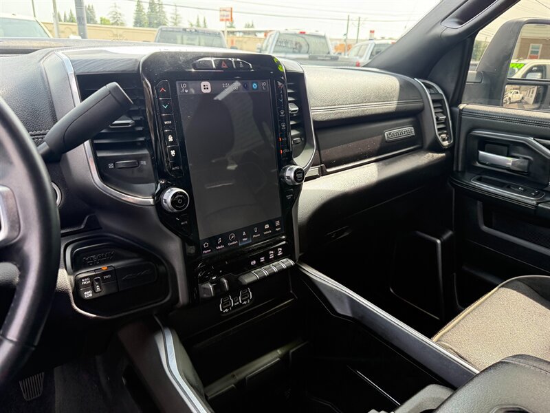 Used 2024 RAM 2500 Laramie w/ Night Edition AWD/4WD image 10