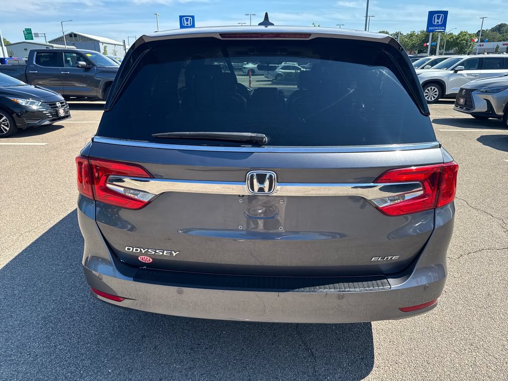 Used 2018 Honda Odyssey Elite image 6