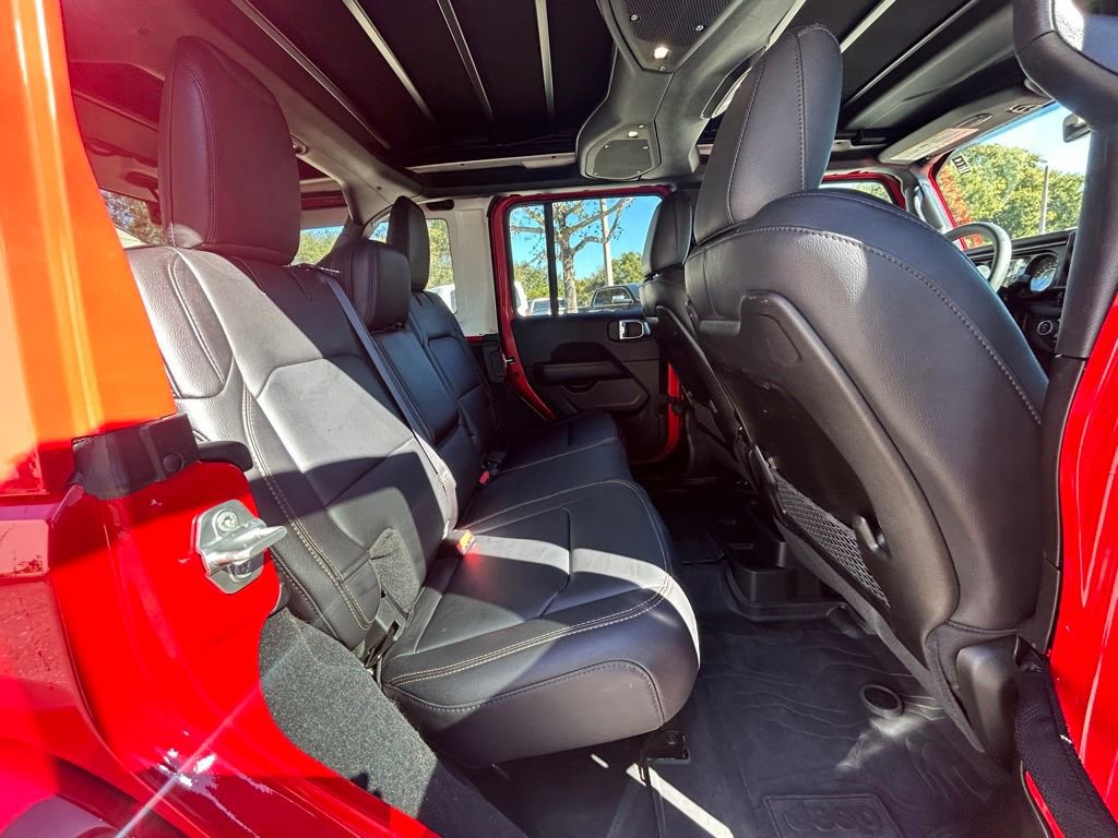 Used 2024 Jeep Wrangler Sahara w/ Technology Group image 30