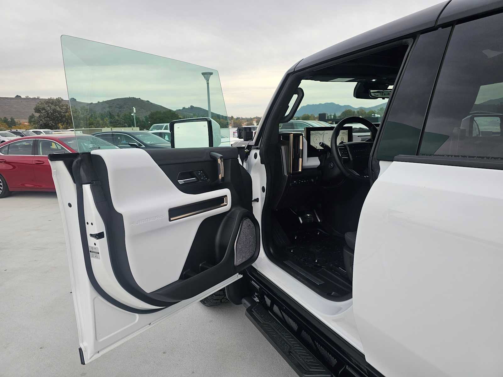 Used 2024 GMC Hummer EV 2X w/ Extreme Off-Road Package image 20