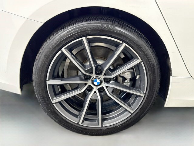 Used 2020 BMW 330i Sedan w/ Driving Assistance Package RWD image 32