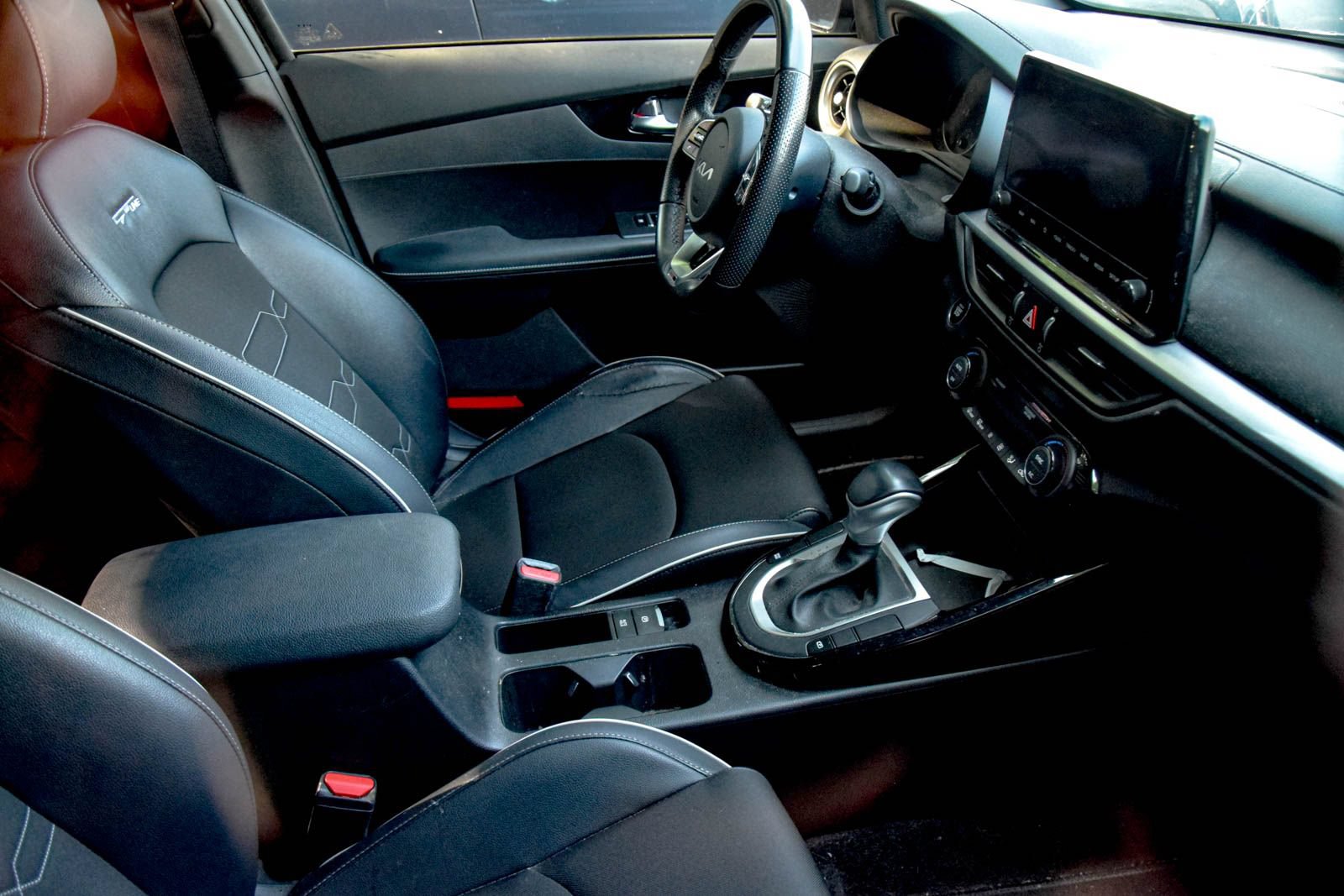 Used 2022 Kia Forte GT-Line w/ GT-Line Technology Package FWD image 19