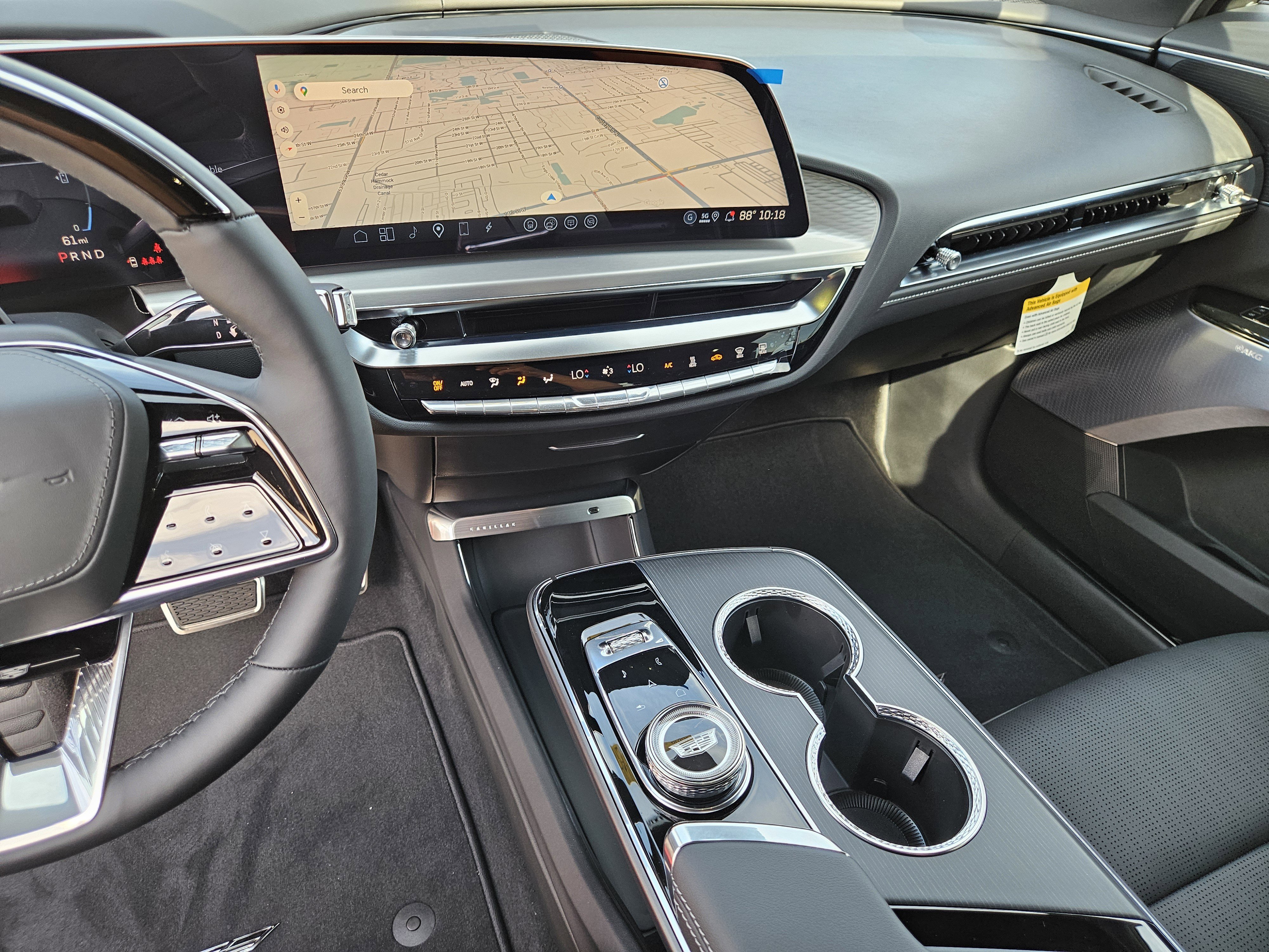 New 2026 Cadillac Lyriq V image 24