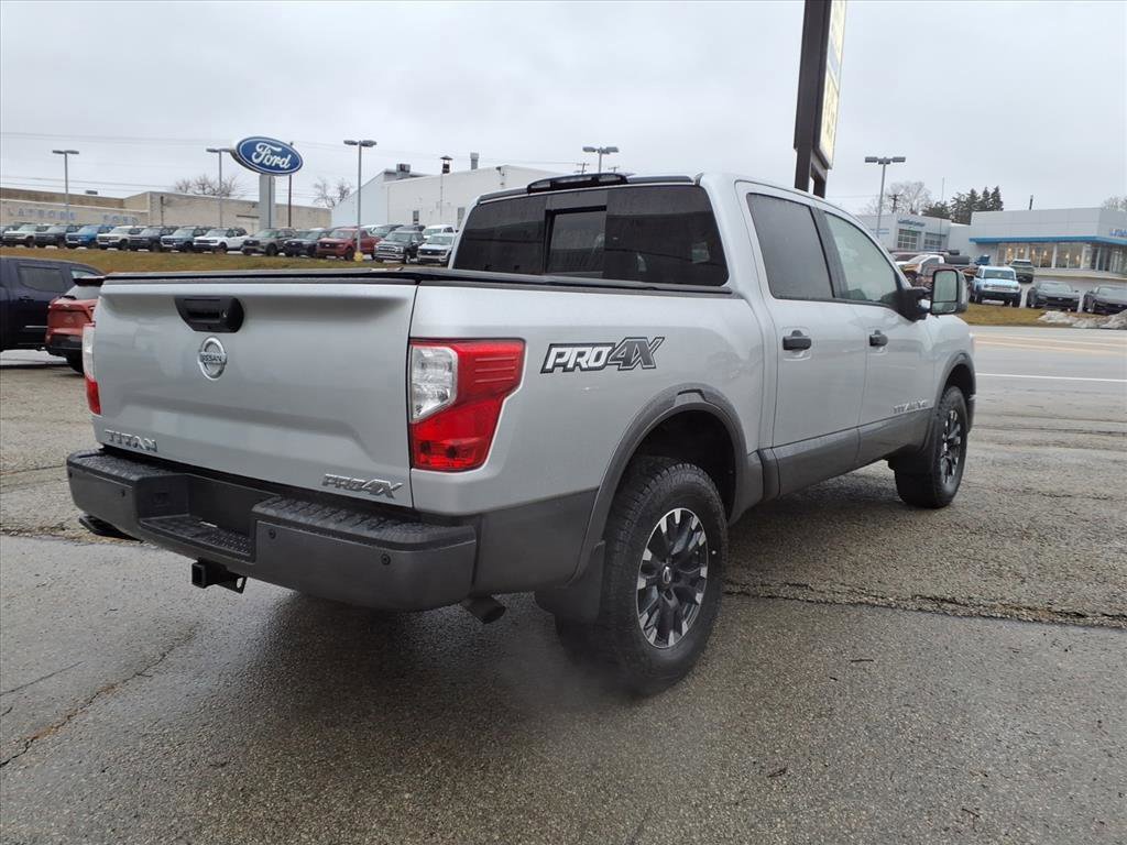 Used 2019 Nissan Titan PRO-4X w/ Pro-4x Utility Package image 4