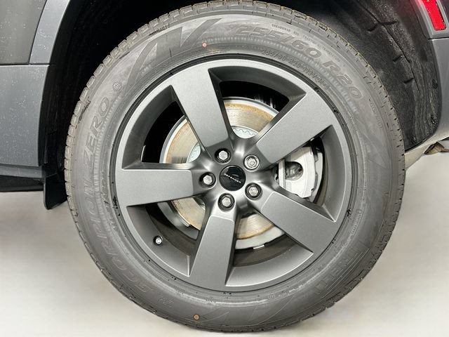 Used 2026 Land Rover Defender 110 S AWD/4WD image 28
