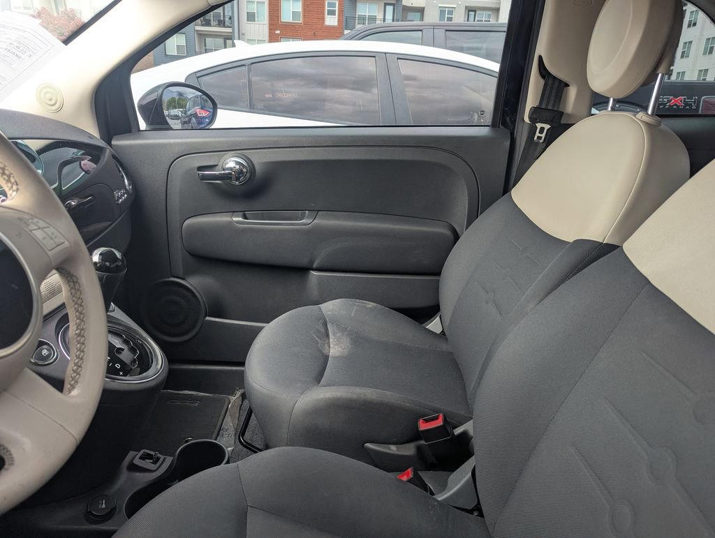 Used 2015 FIAT 500 Pop FWD image 10