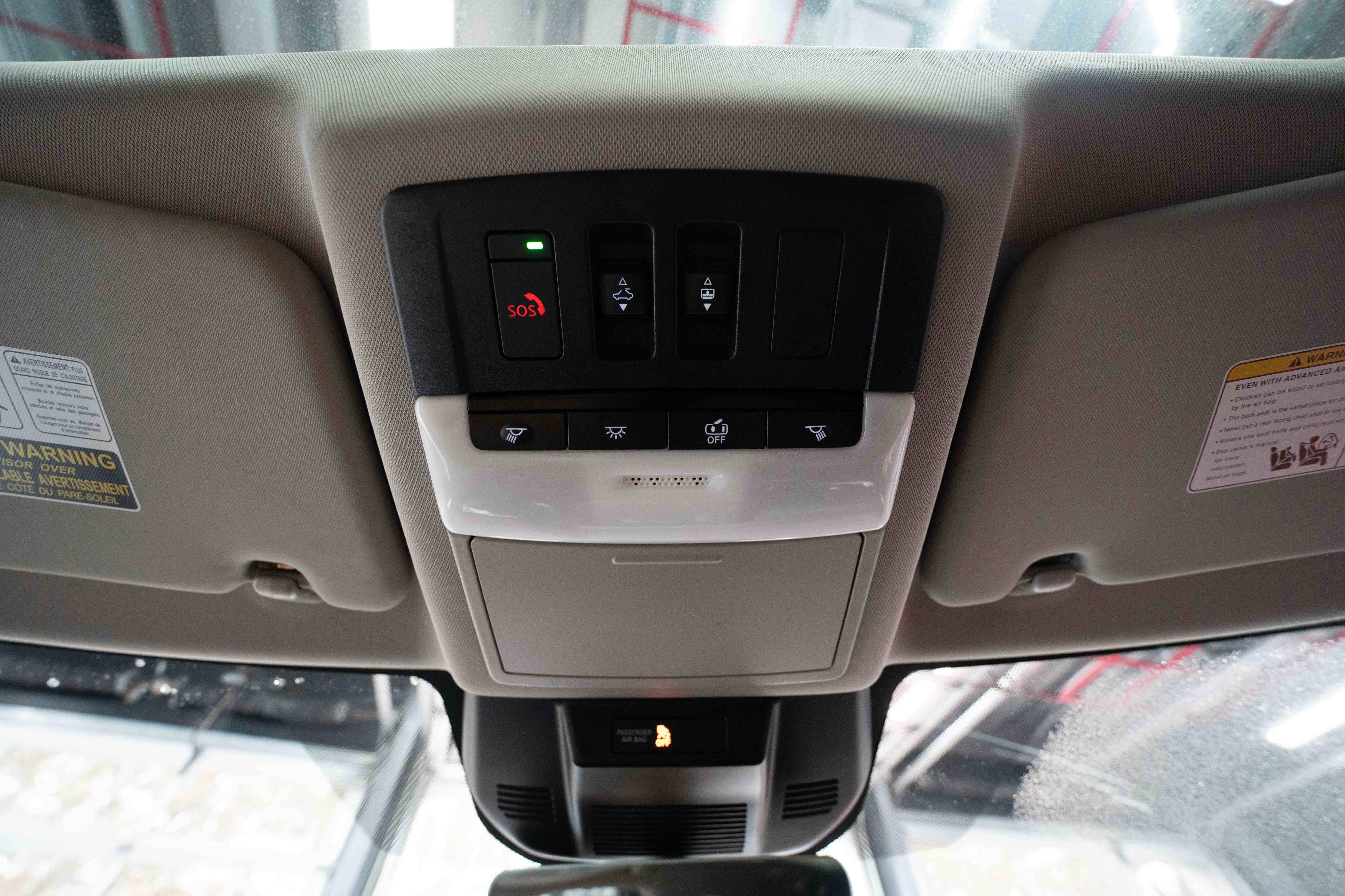 Used 2023 Nissan Rogue SL w/ SL Premium Package image 18