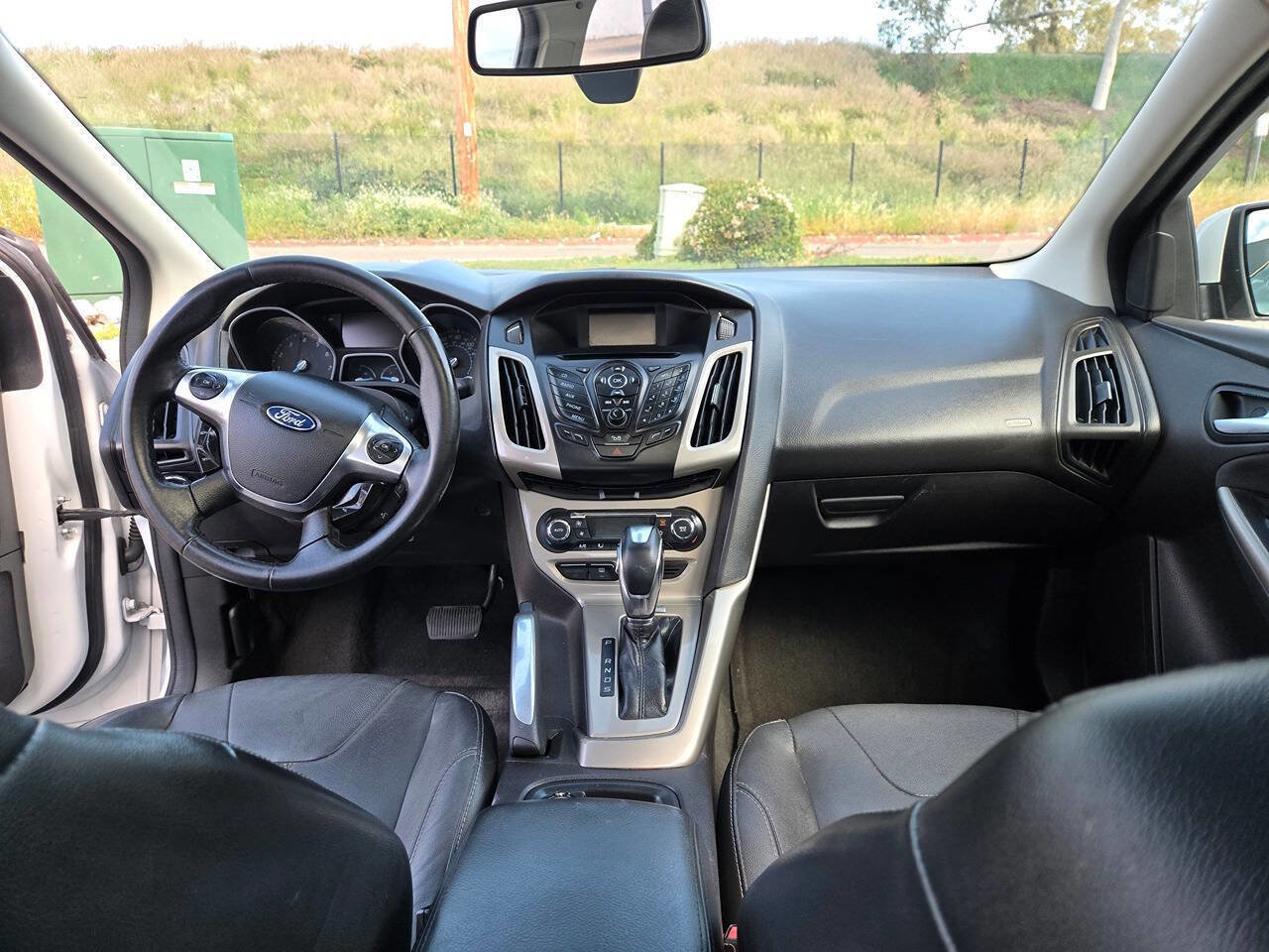 Used 2012 Ford Focus SEL FWD image 32