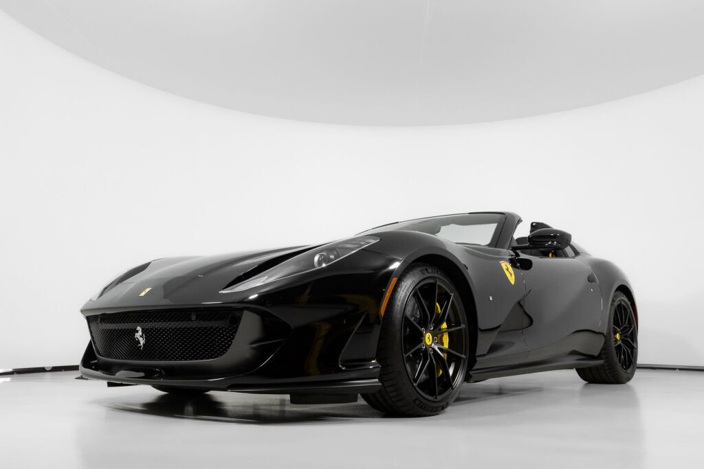 Used 2023 Ferrari 812 GTS image 14