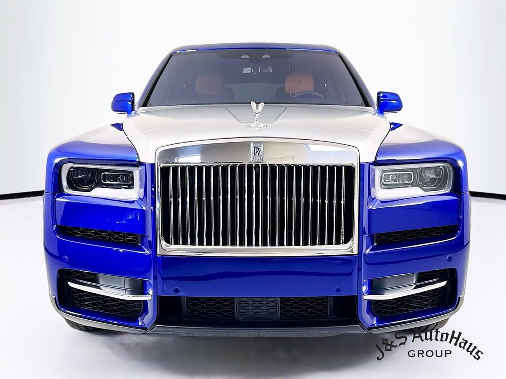 Used 2021 Rolls-Royce Cullinan AWD/4WD image 2