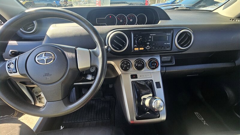 Used 2012 Scion xB image 9