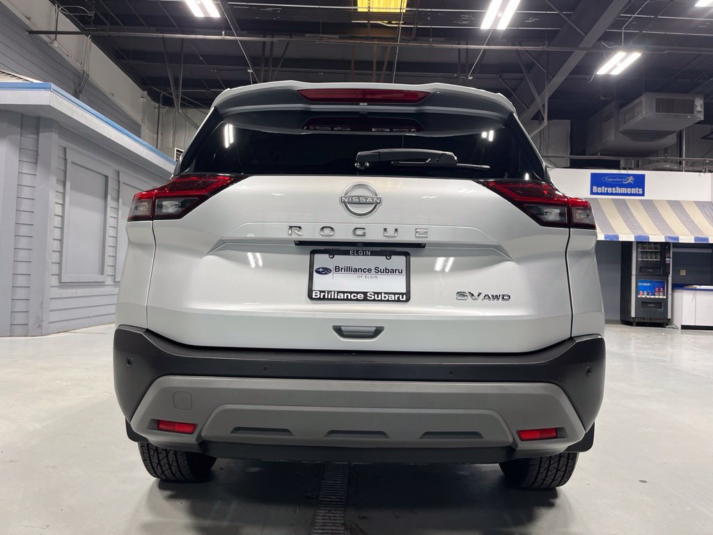 Used 2023 Nissan Rogue SV AWD/4WD image 6