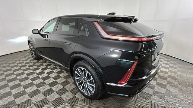 Used 2024 Cadillac Lyriq Sport RWD image 4