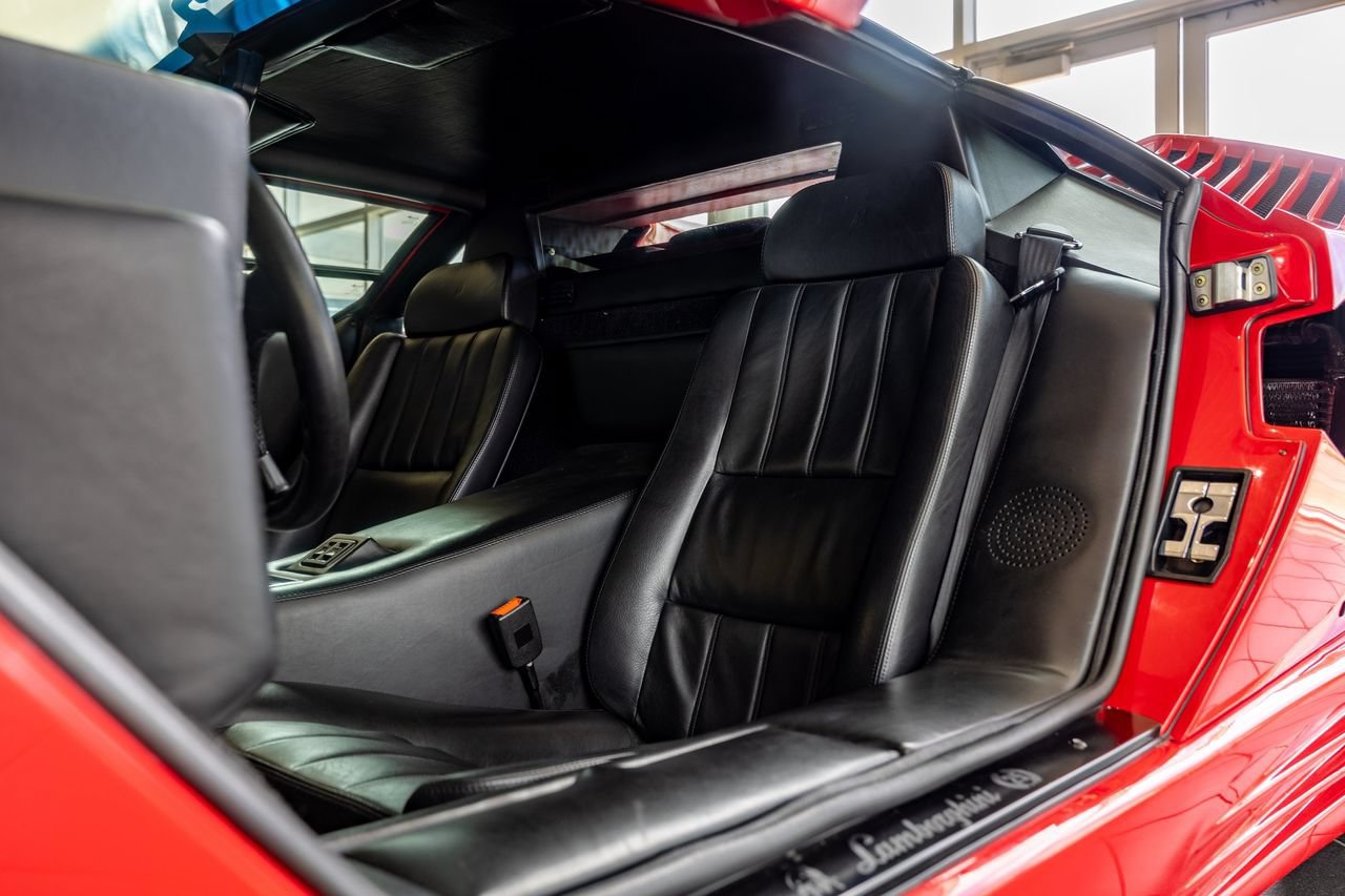 Used 1989 Lamborghini Countach Coupe RWD image 15