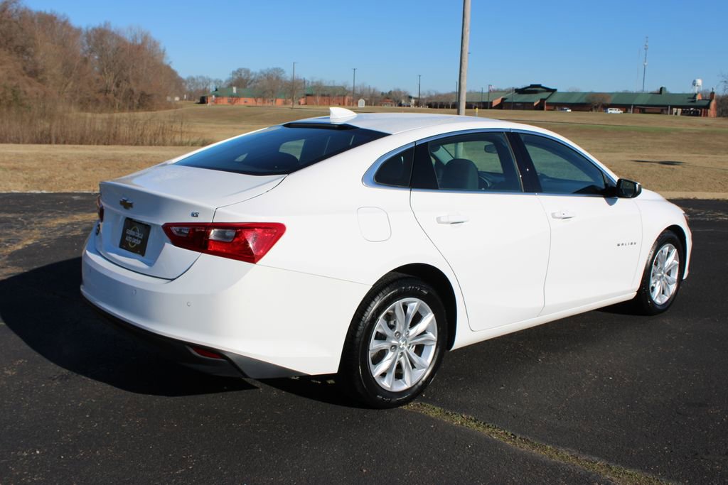 Used 2024 Chevrolet Malibu LT image 9