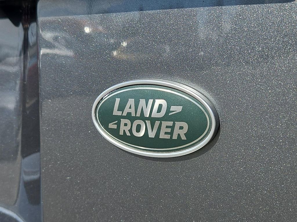 Used 2019 Land Rover Range Rover Evoque SE image 28