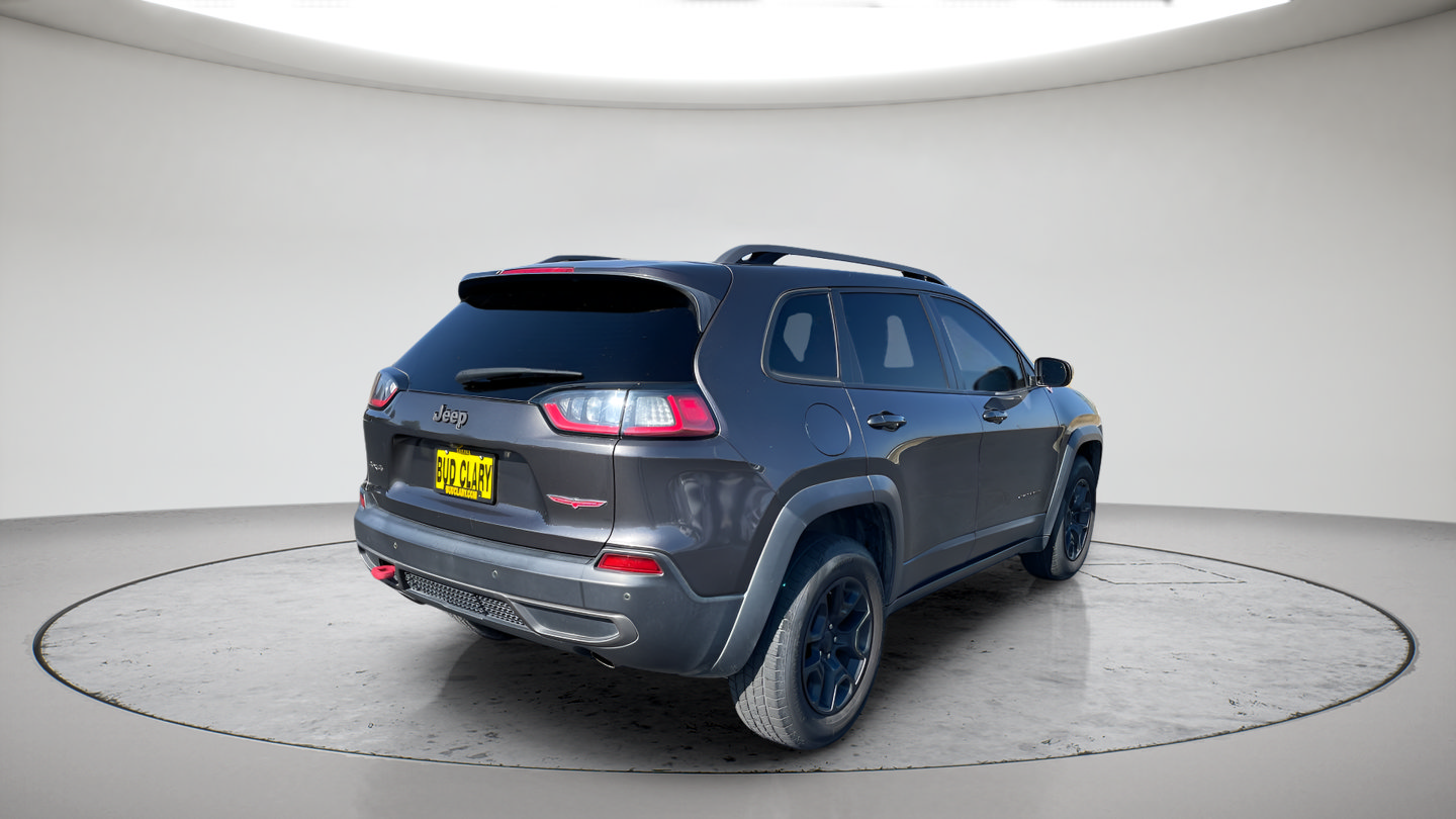 Used 2019 Jeep Cherokee Trailhawk w/ Comfort/Convenience Group AWD/4WD image 5