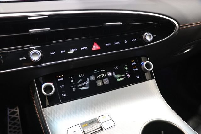New 2026 Genesis GV70 2.5T Sport Prestige AWD/4WD image 26