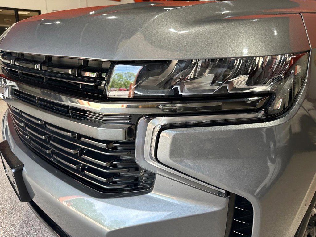 Used 2021 Chevrolet Suburban RST AWD/4WD image 7