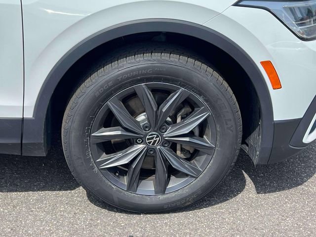 Used 2024 Volkswagen Tiguan SE FWD image 15
